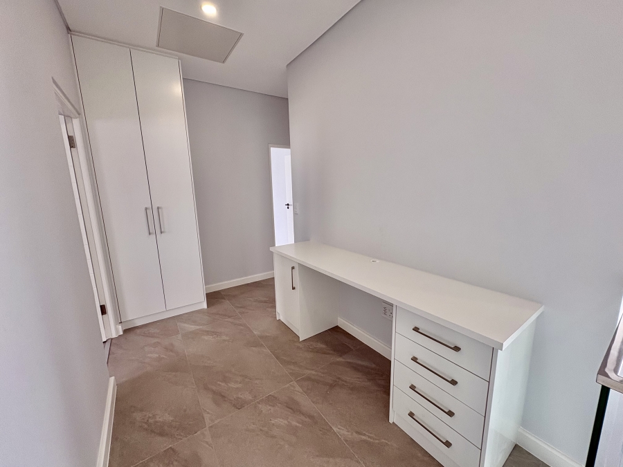 4 Bedroom Property for Sale in Sandown Western Cape